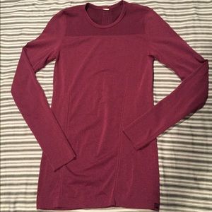 Fabletics exercise shirt